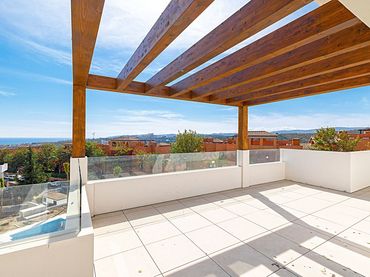 Piano terra con piscina in vendita a Bahía de Casares