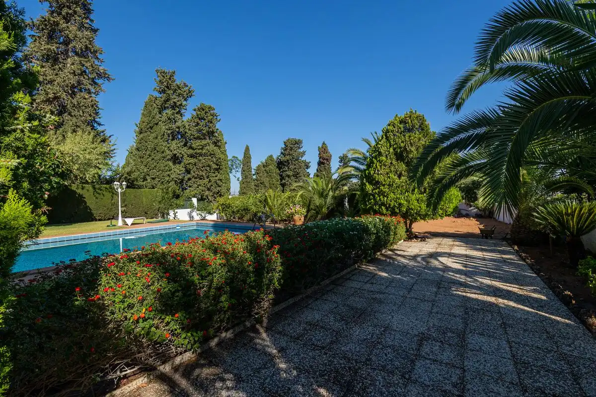 Piscina de Casa o chalet en venta en Alhaurín de la Torre con Aire acondicionado, Calefacción y Jardín privado