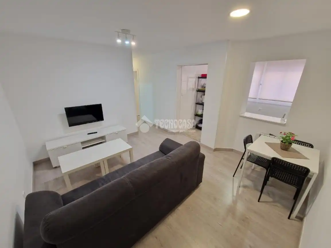 Sala d'estar de Pis de lloguer en Getafe amb Aire condicionat i Calefacció