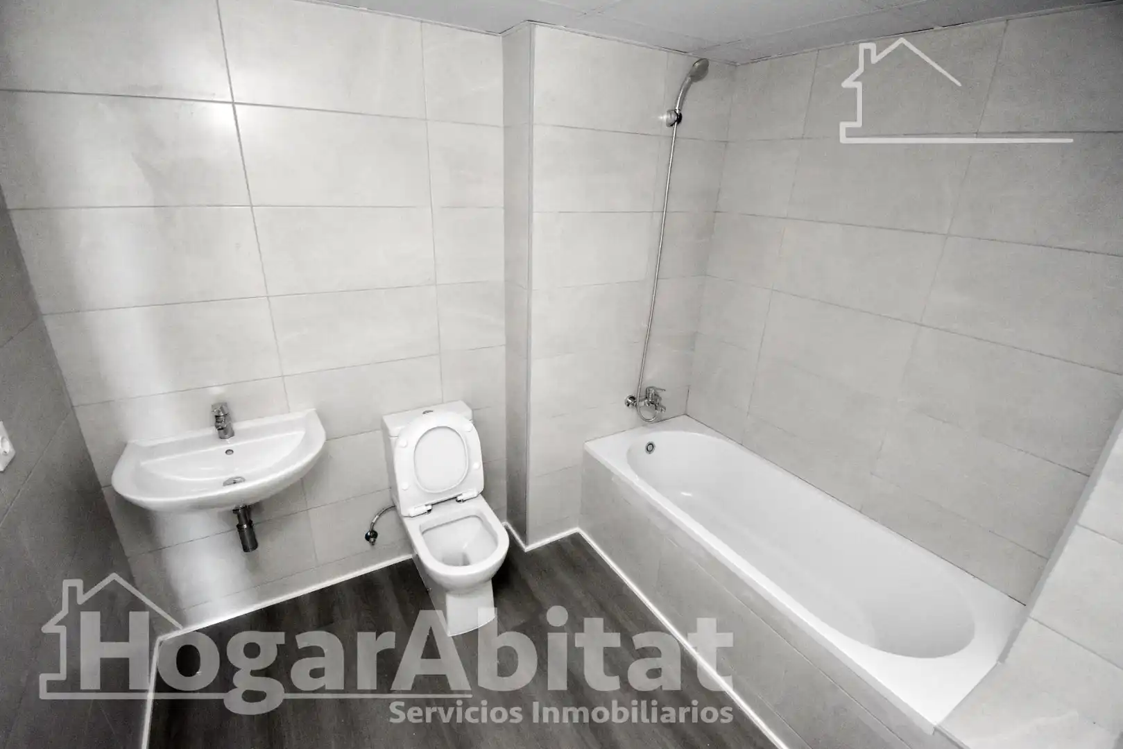 Baño de Piso en venta en Castellón de la Plana / Castelló de la Plana