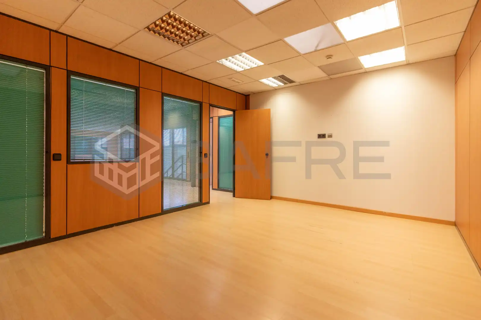 Local comercial de lloguer a Calle del Mar Mediterráneo, imagen 32