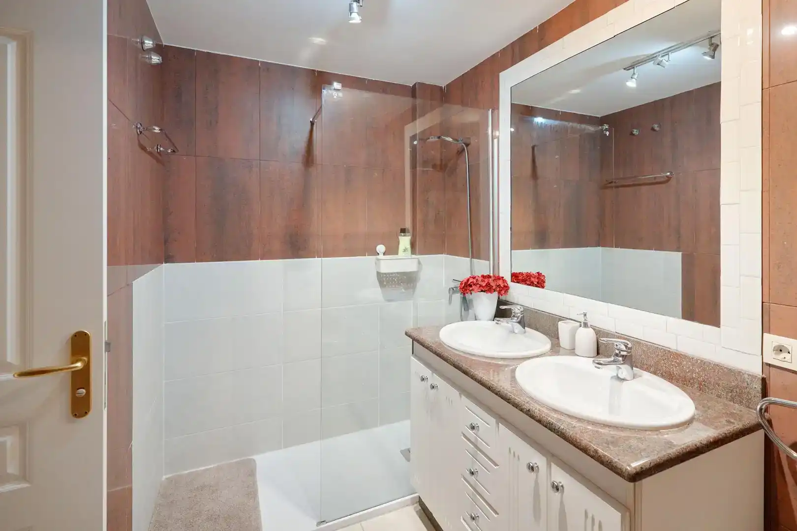 Bathroom of Flat for sale in Adeje  with Swimming Pool