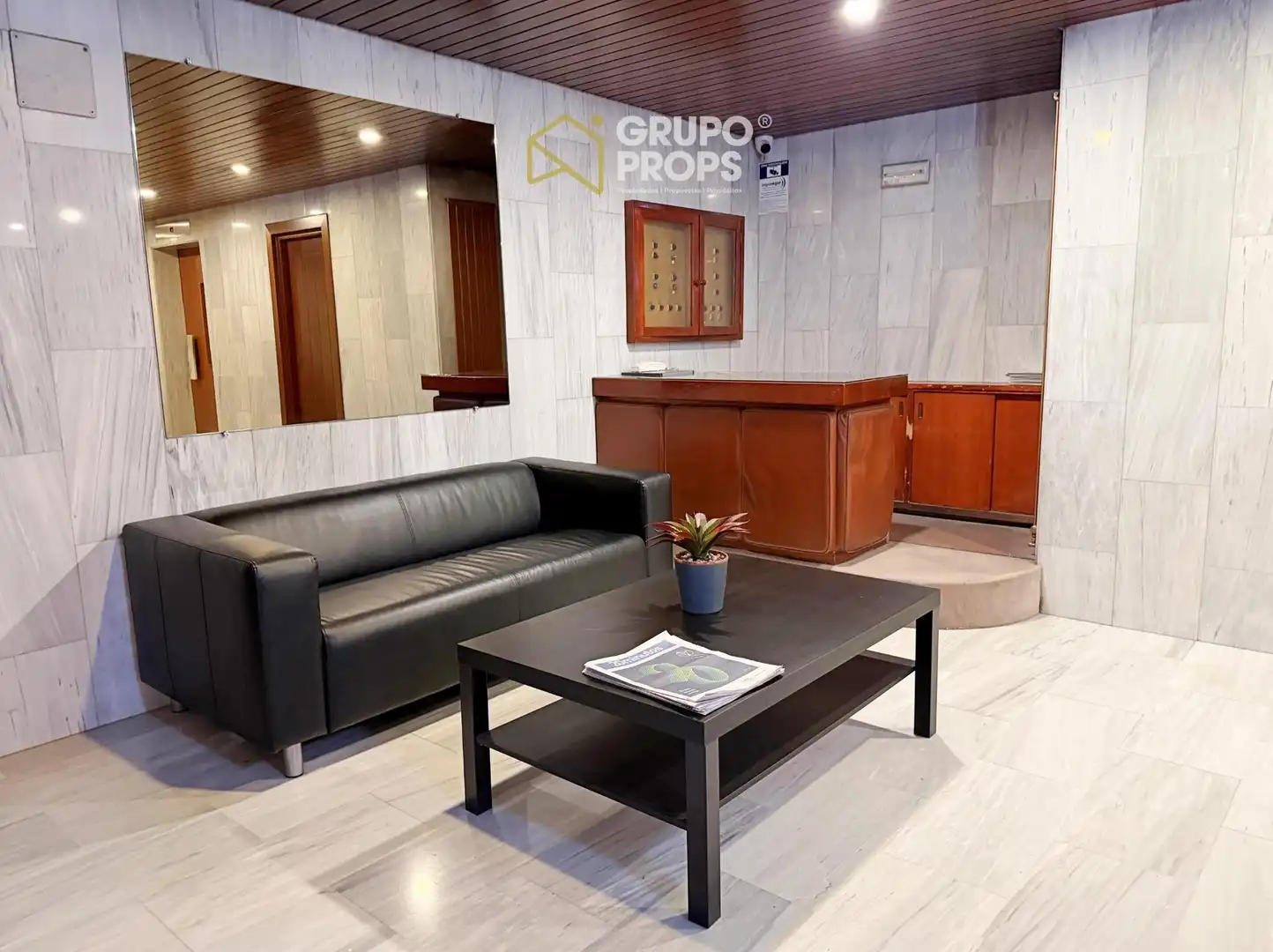 Apartamento en venta en Madrid con Calefacción y Amueblado