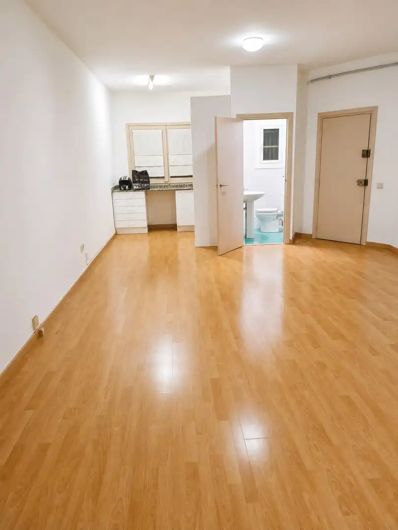 Loft en venta en Barcelona con Parquet y Alarma