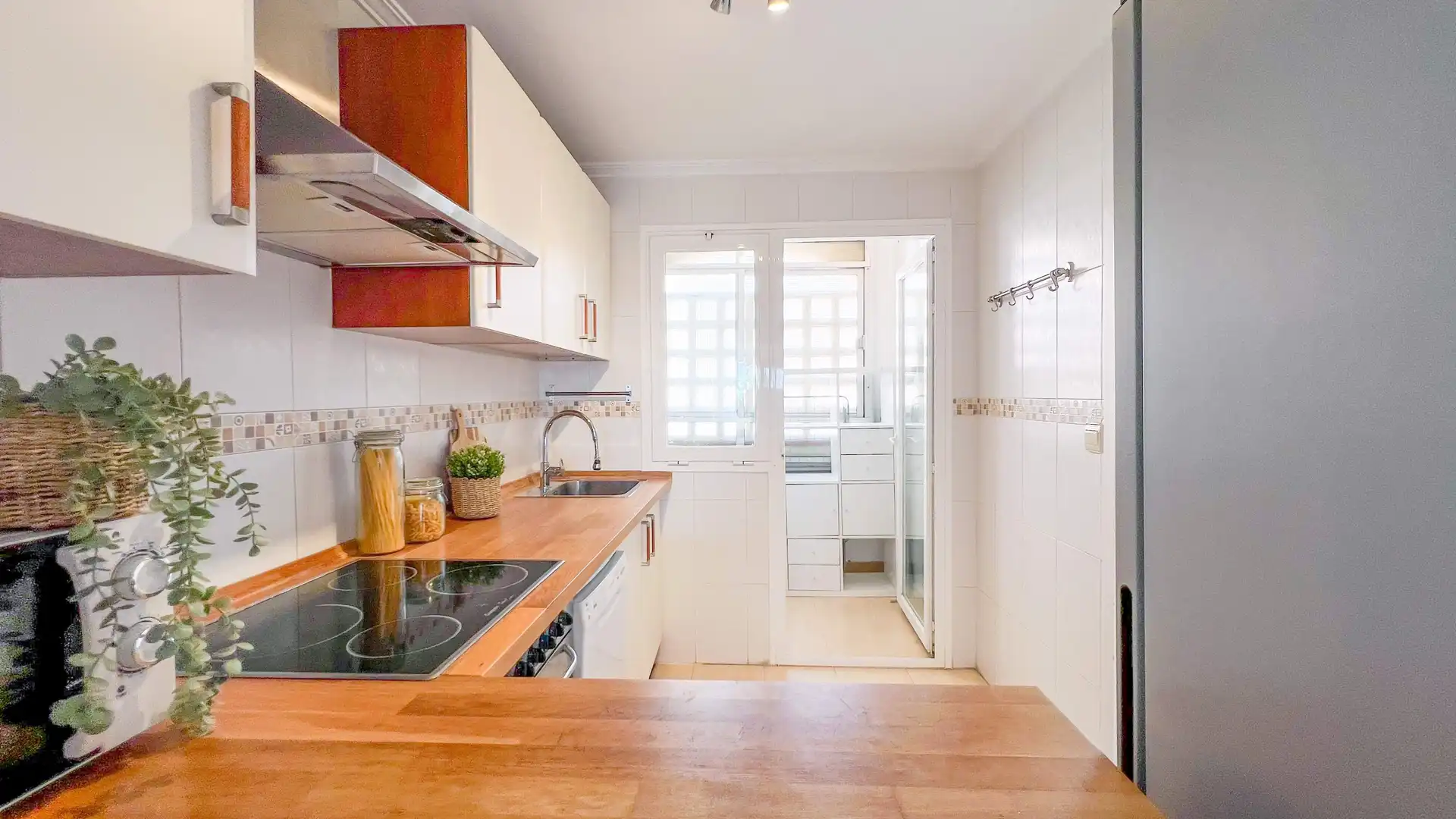 Apartamento con piscina en venta en Calle TOPACIO, imagen 34