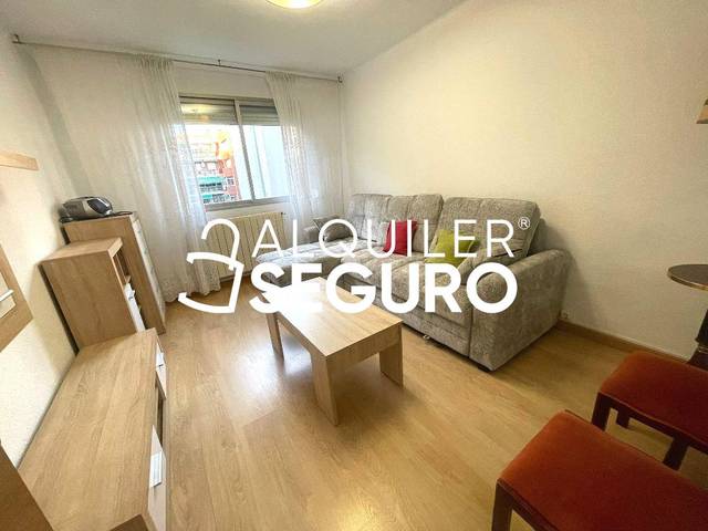 Piso en Alquiler en Servando Batanero en Ventas