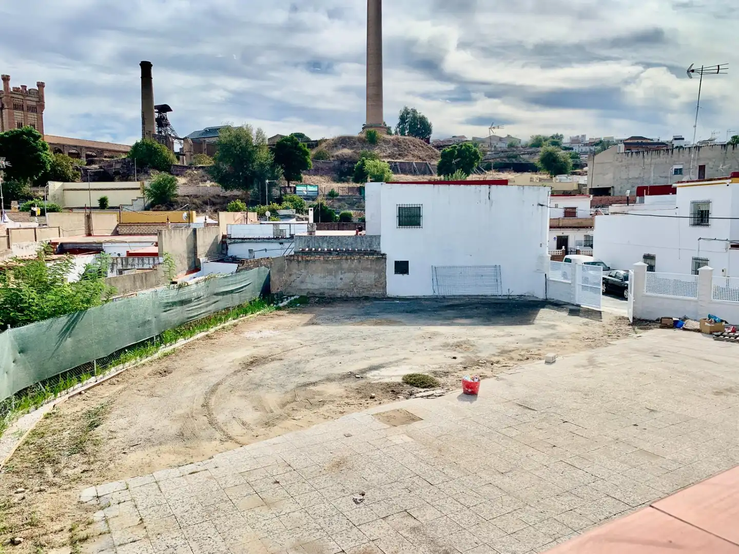Vista exterior de Edificio en venta en Villanueva del Río y Minas
