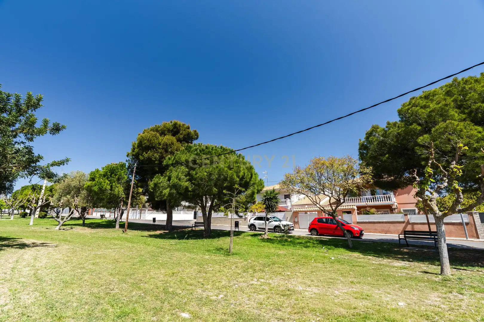 Vista exterior de Casa o xalet en venda en Cubelles amb Aire condicionat i Alarma