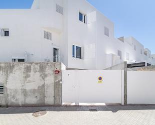 Exterior view of House or chalet for sale in  Granada Capital  with Air Conditioner and Terrace