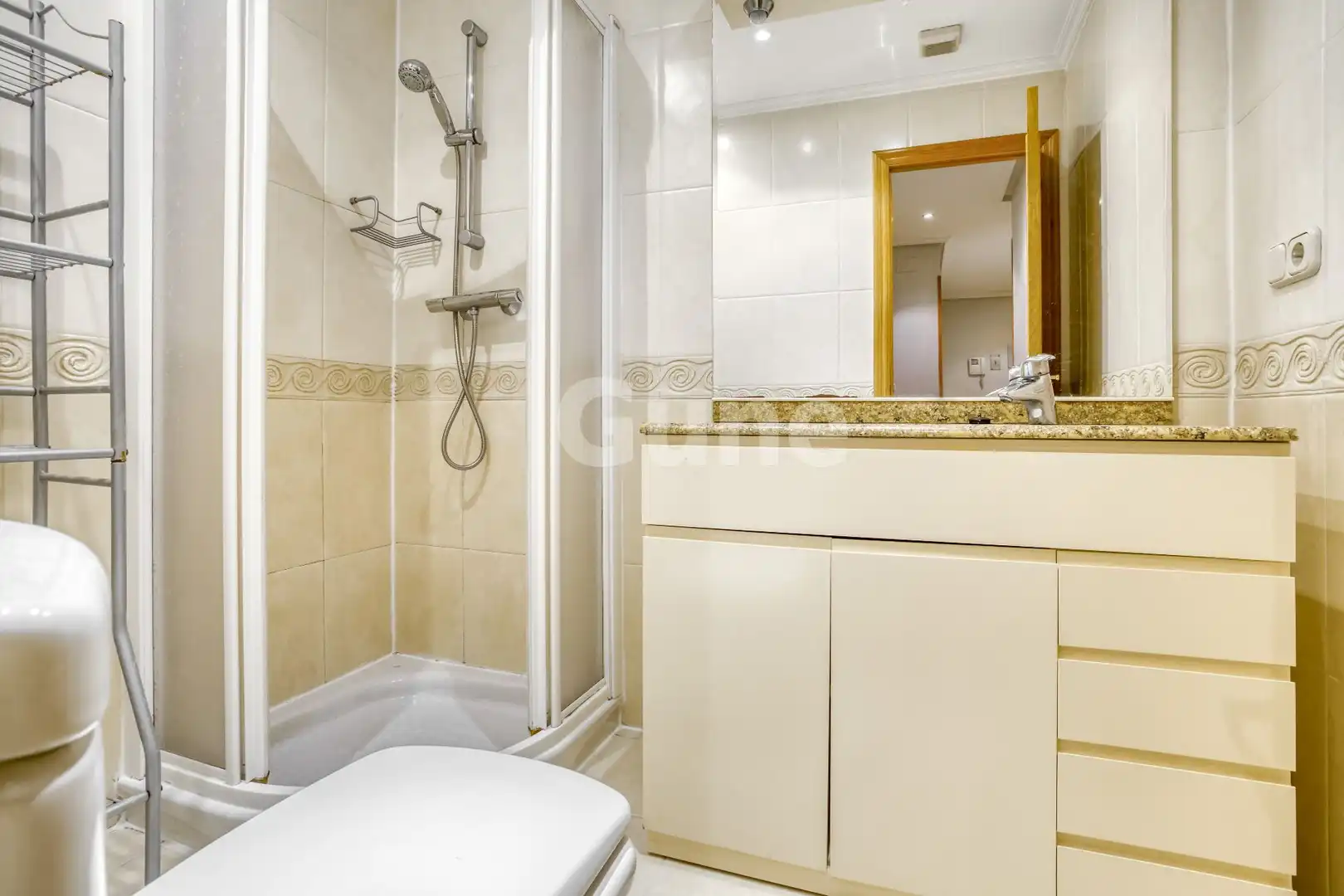 Badezimmer von Wohnung zum Verkauf in Donostia - San Sebastián  mit Heizung