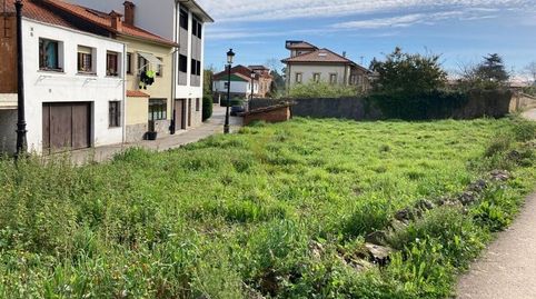 Venta de dos parcelas en el casco urbano de Colunga.