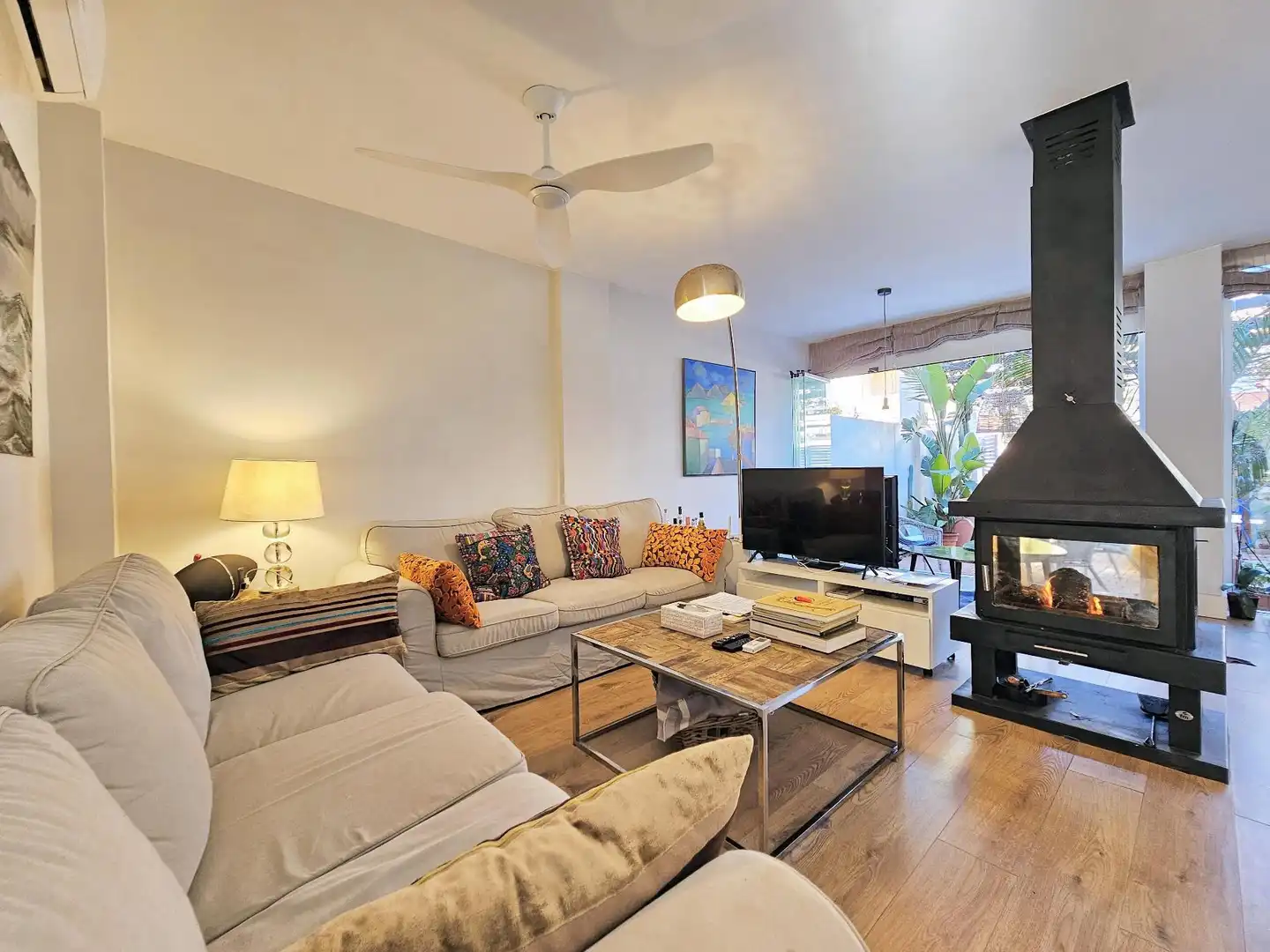 Living room of Duplexes for rent in Cartagena  with Air Conditioner, Heating and Terrace