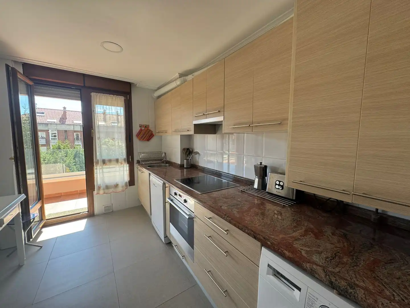Flat for rent in Calle Valdenoja, Valdenoja