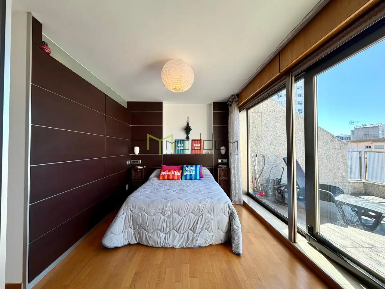 Habitación de Ático en venta en A Coruña Capital  con Calefacción, Terraza y Trastero