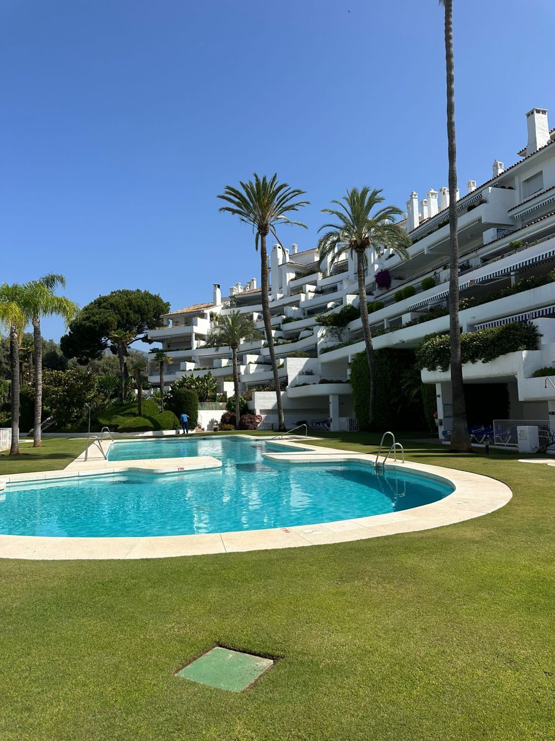 Exterior view of Duplex for sale in Marbella  with Air Conditioner, Heating and Terrace