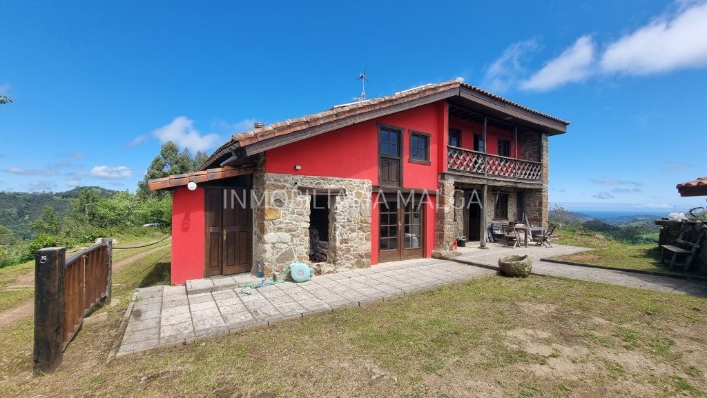 Vista exterior de Casa o chalet en venta en Colunga con Jardín privado, Parquet y Terraza