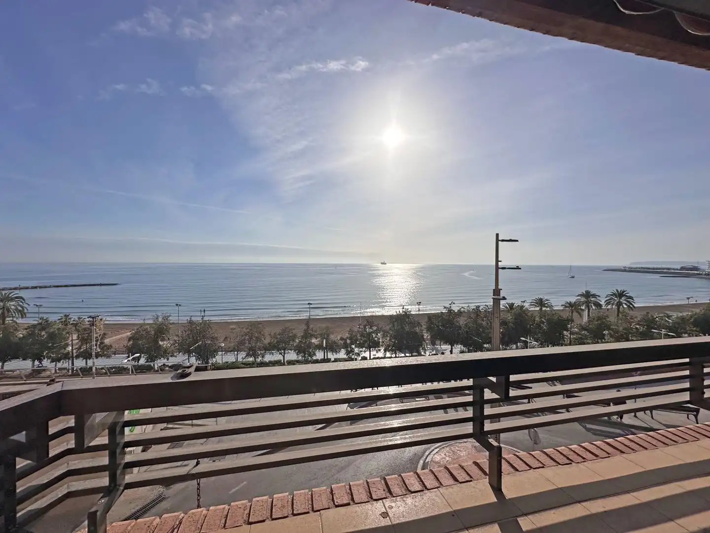Außenansicht von Wohnung zum Verkauf in Alicante / Alacant mit Heizung, Terrasse und Alarm