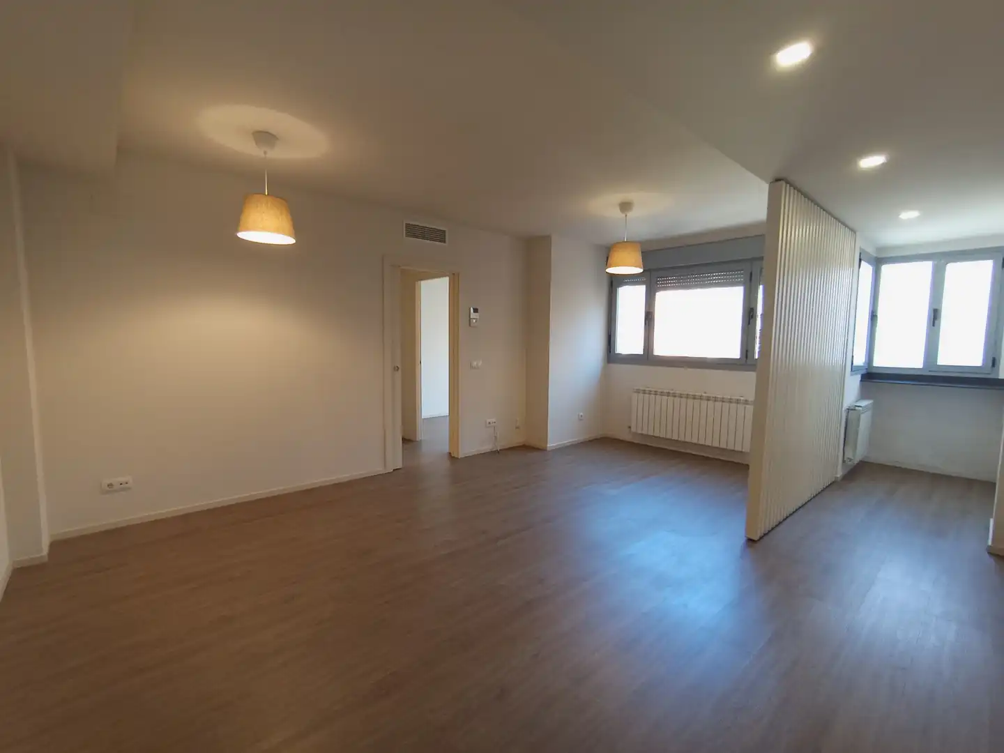 Schlafzimmer von Wohnung zur Miete in Madrid mit Klimaanlage, Heizung und Abstellraum