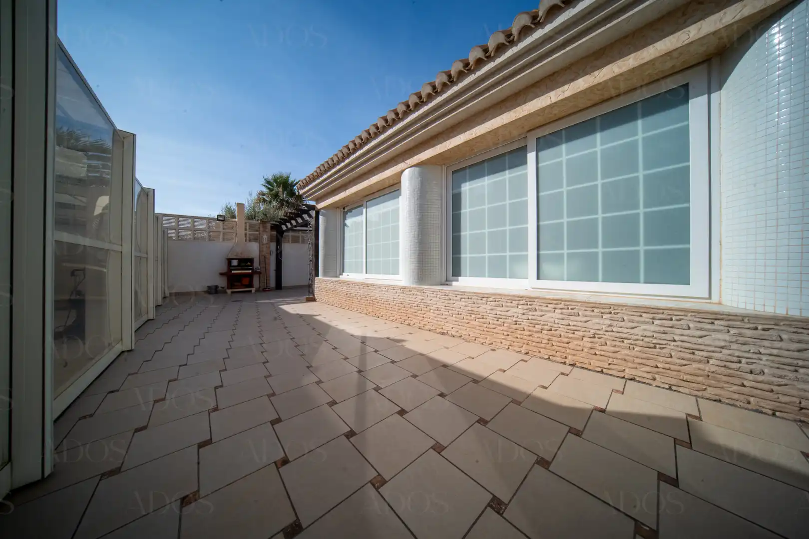 Houses for sale in Calle Fernando Casinello, Aguadulce Sur