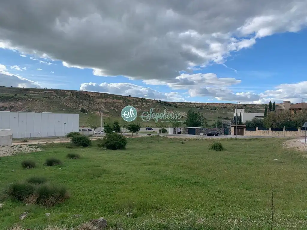 Terreny residencial en venda a La Lastrilla