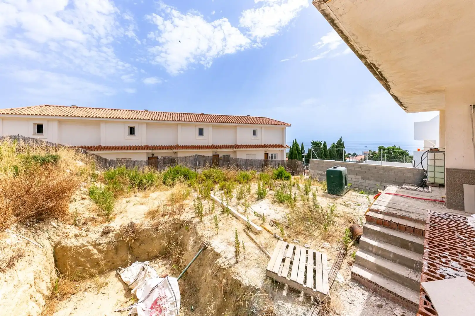 Casa adosada en venda a Manilva Pueblo