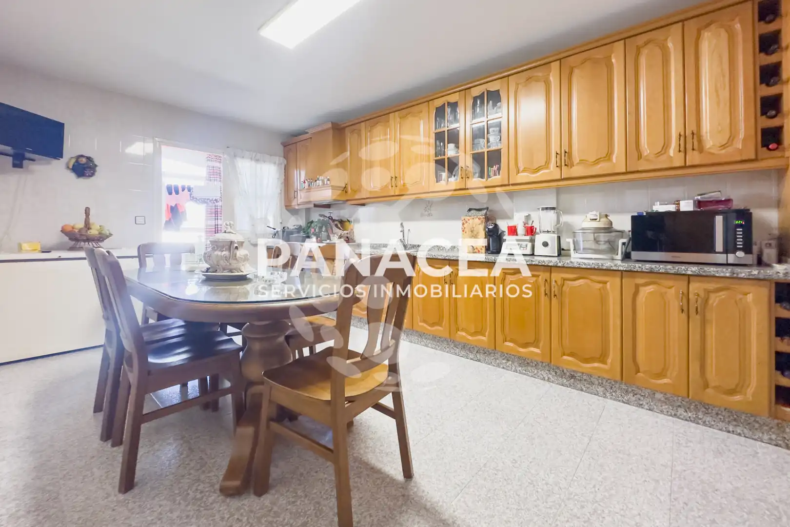 Kitchen of Detached homes for sale in Roquetas de Mar  with Terrace, Furnished and Oven