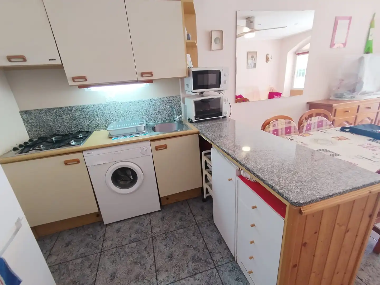 Cuina de Apartament en venda en Alcanar amb Terrassa, Moblat i Forn