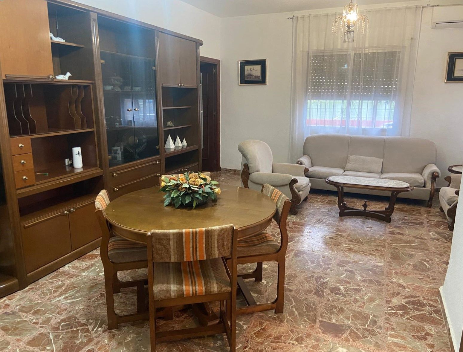 Single-family semi-detached for sale in Polígono Santa Ana