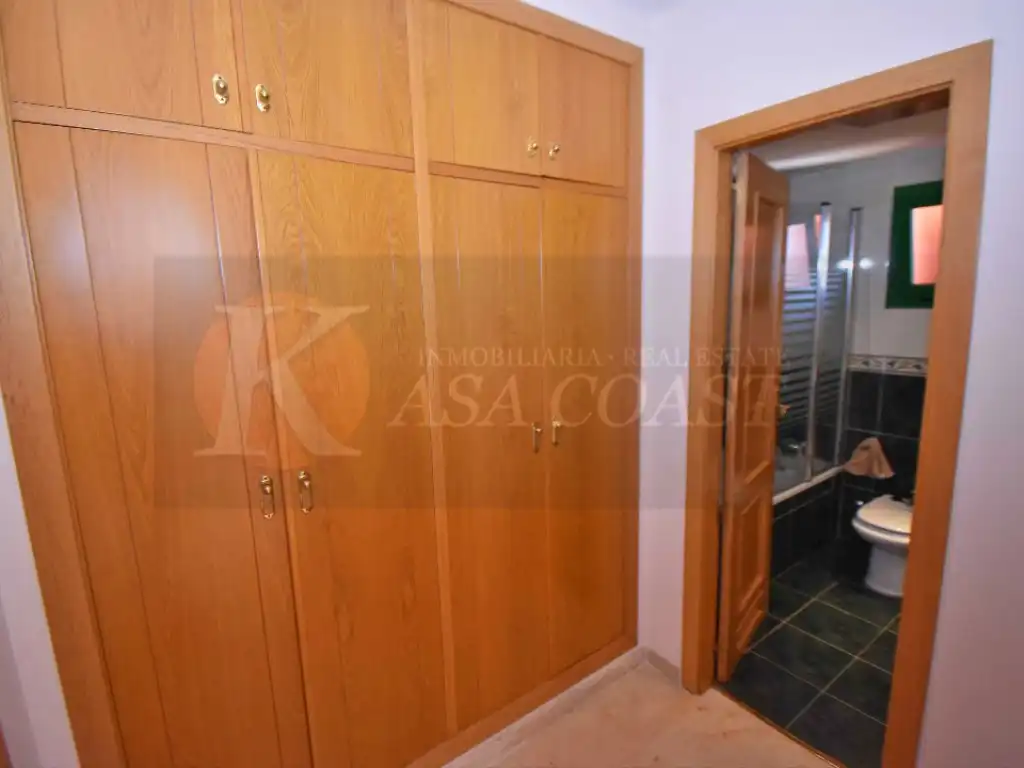 Dúplex en venta en Fuengirola con Aire acondicionado, Jardín privado y Terraza