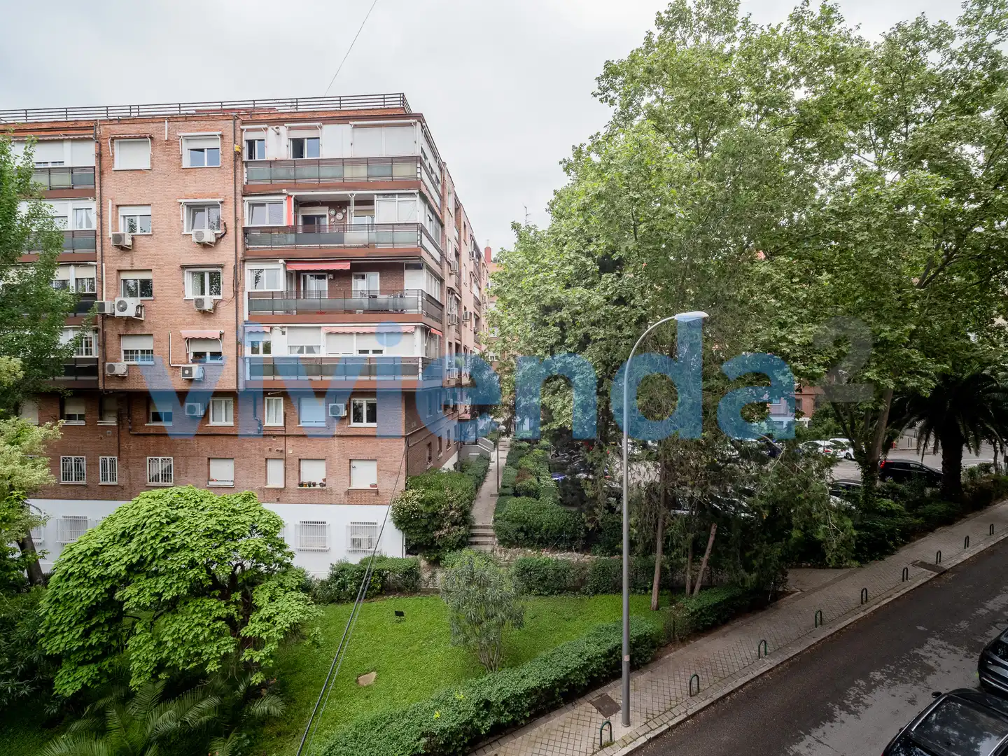 Außenansicht von Wohnung zum Verkauf in Madrid mit Klimaanlage, Heizung und Schwimmbad