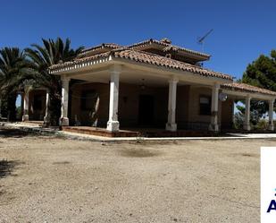 Vista exterior de Casa o xalet en venda en Orgaz amb Terrassa, Piscina i Alarma