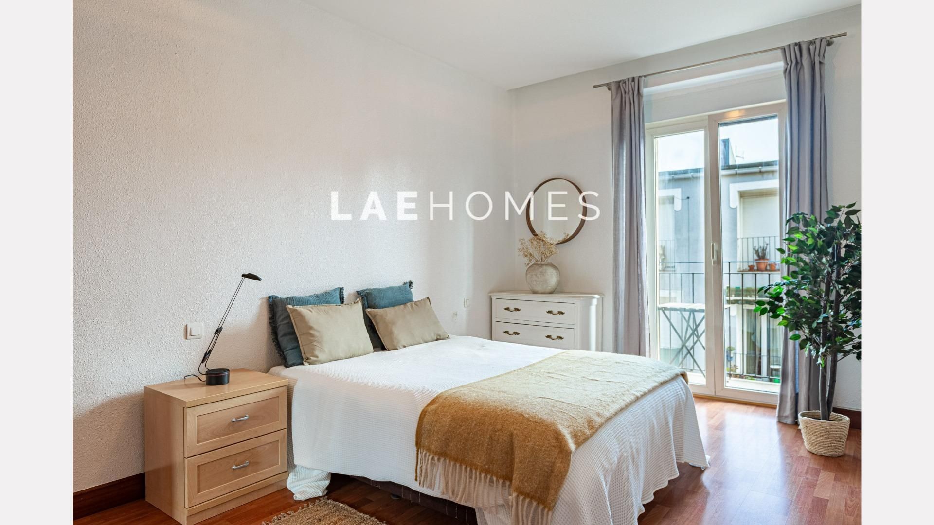 Bedroom of Flat for sale in Donostia - San Sebastián   with Heating and Balcony