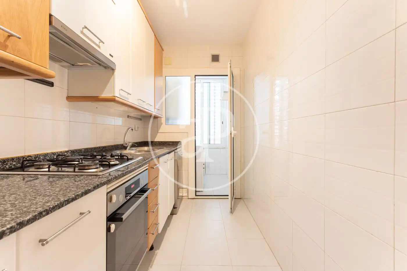 Cocina de Piso de alquiler en Rubí con Aire acondicionado, Calefacción y Jardín privado