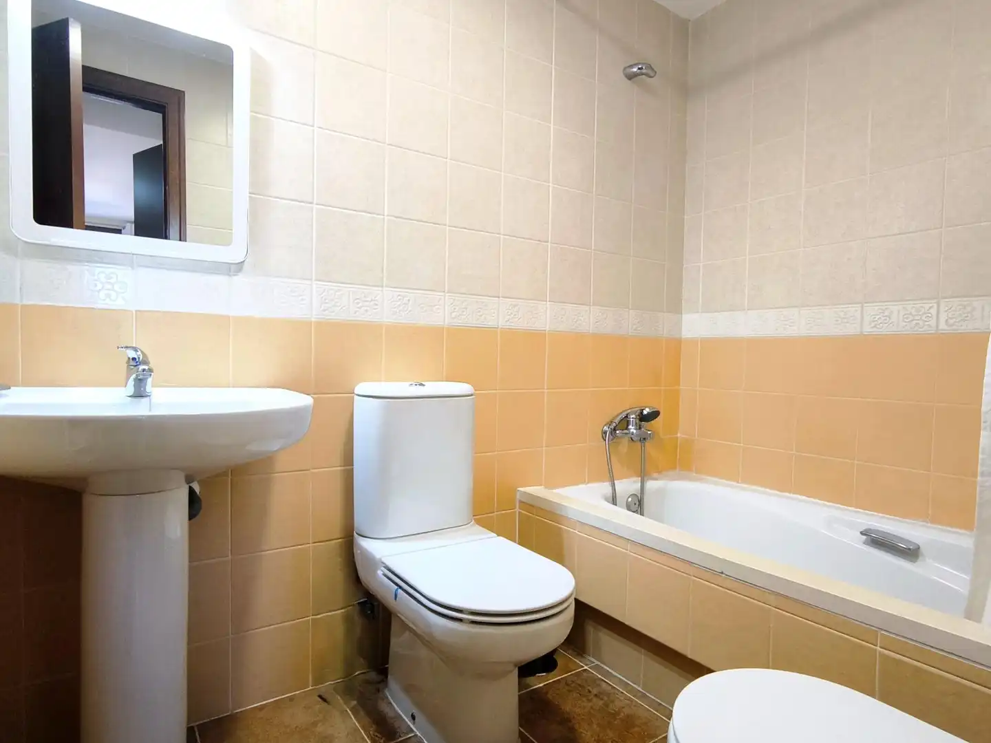 Badezimmer von Wohnungen zum Verkauf in Ayamonte mit Terrasse, Möbliert und Gemeinschaftspool