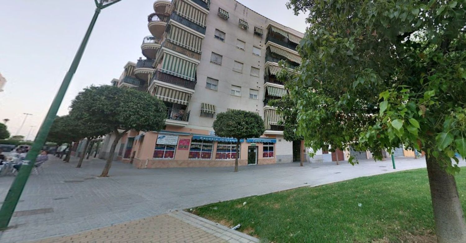 Vista exterior de Piso en venta en  Córdoba Capital