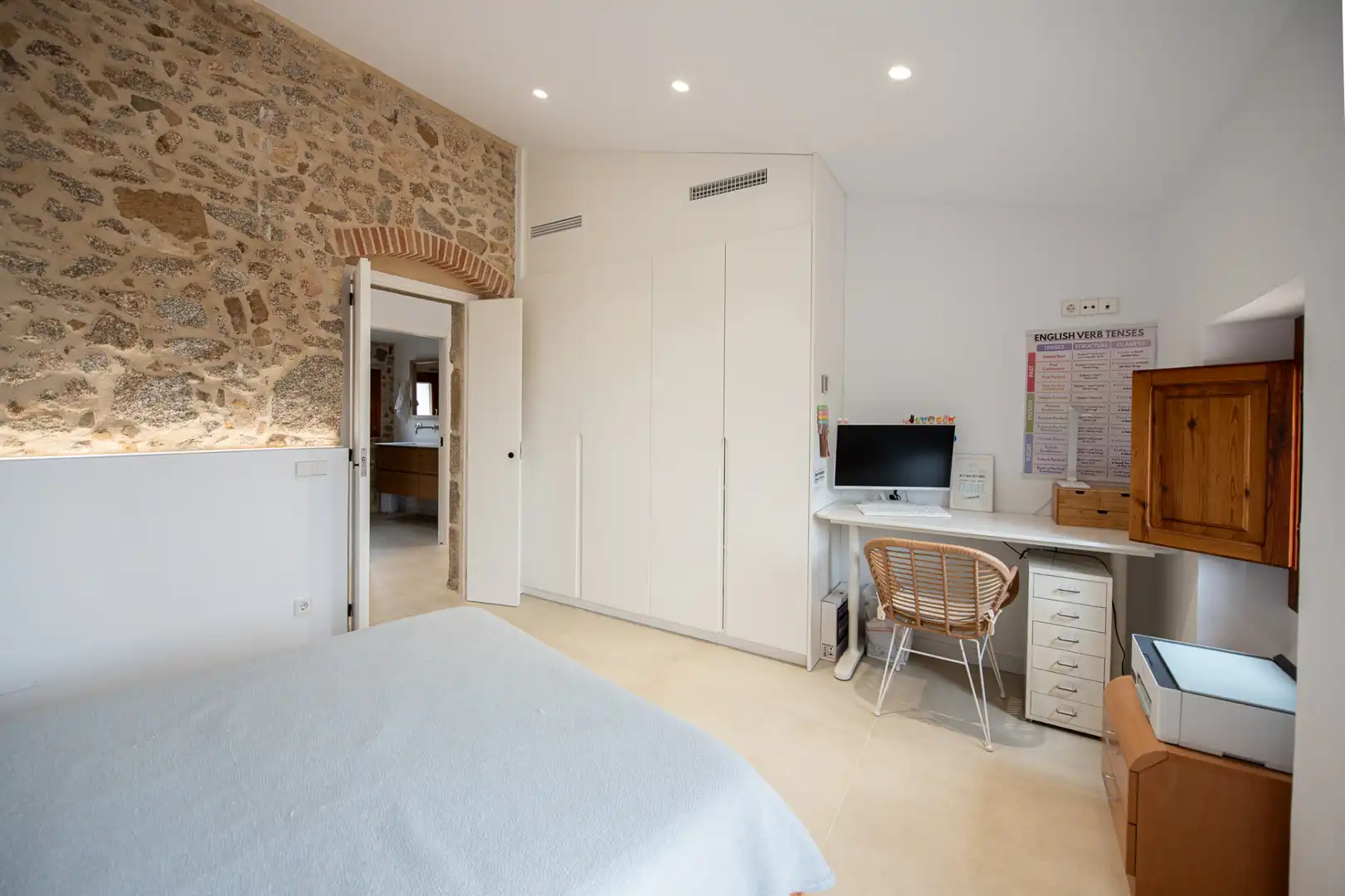 Schlafzimmer von Country house zur Miete in Santa Cristina d'Aro mit Klimaanlage, Heizung und Privatgarten