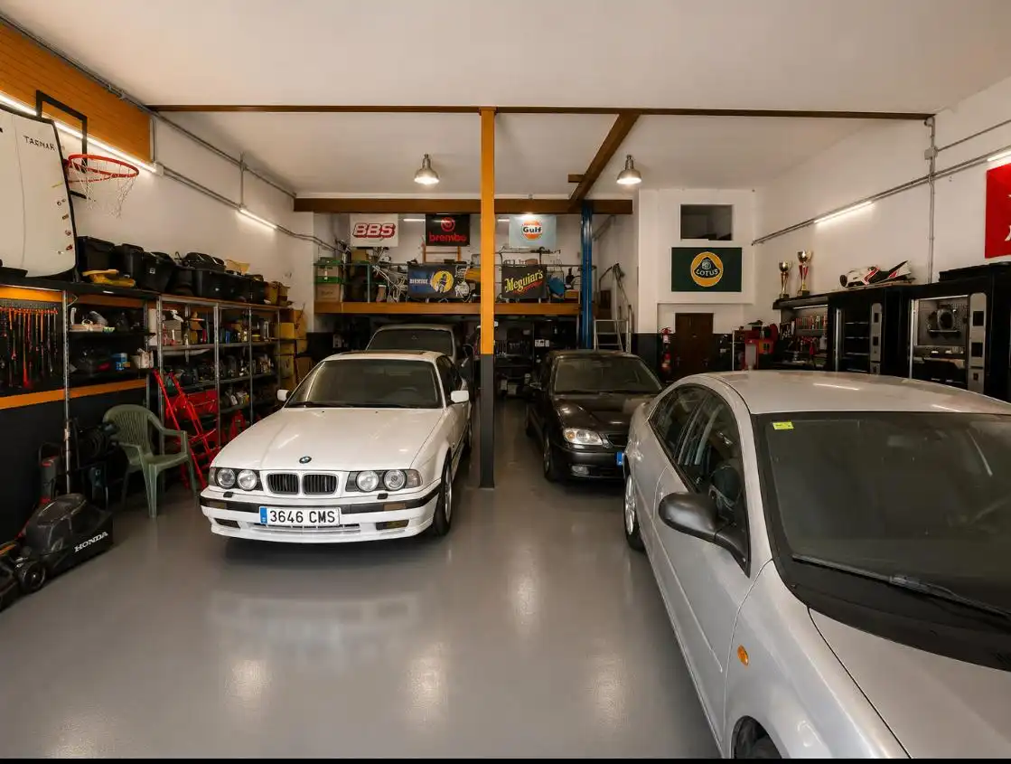 Parking de Casa o chalet en venta en Badalona con Aire acondicionado, Jardín privado y Terraza