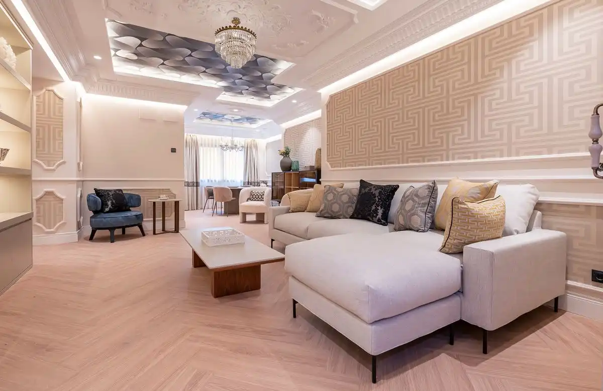 Flat with lift for sale in C. de Guzmán el Bueno, imagen 7