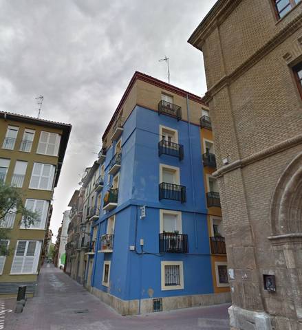 Piso en Venta en Calle San Agustin 35, Zaragoza en Doctor Cerrada