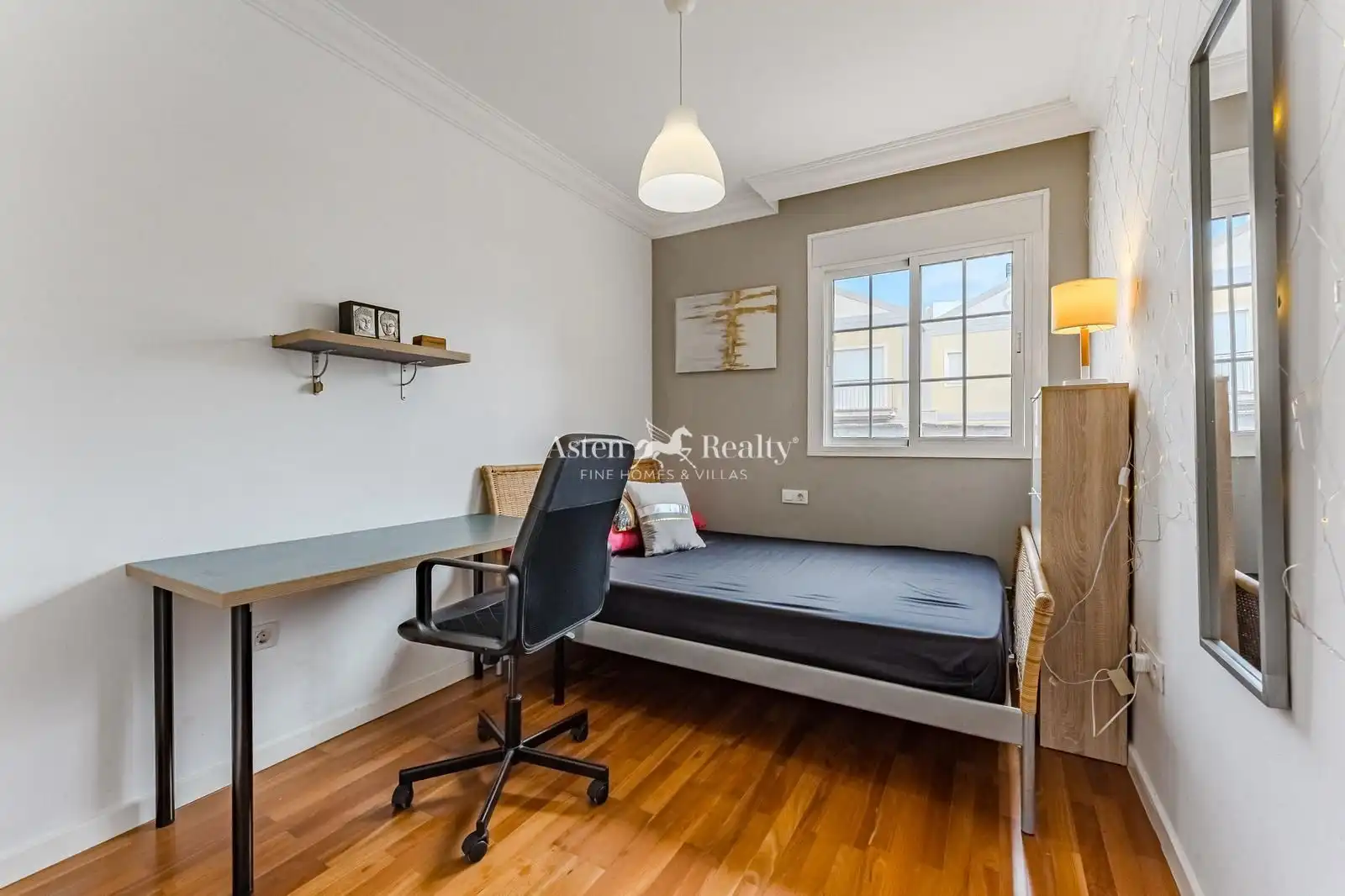 Habitación de Casa adosada en venta en San Miguel de Abona con Aire acondicionado, Calefacción y Jardín privado
