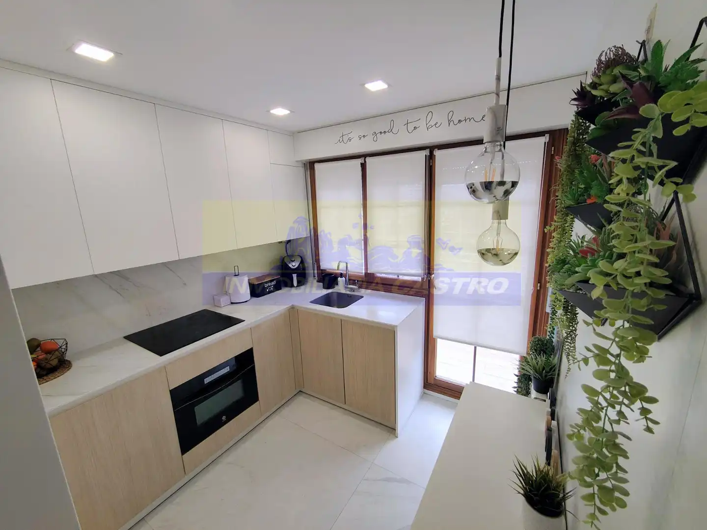 Cocina de Ático de alquiler en Castro-Urdiales con Calefacción, Terraza y Amueblado