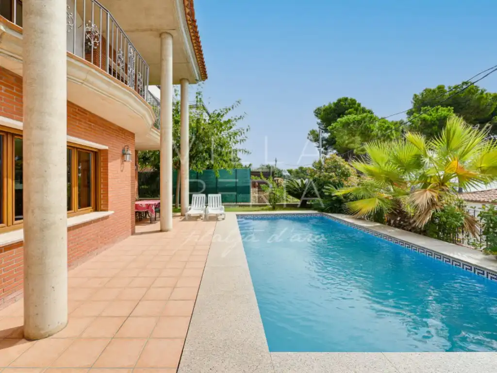 Casa amb piscina en venda a Calle Alzina 11, imagen 36