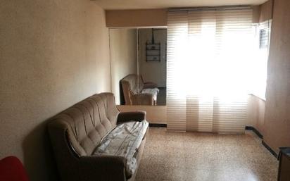 Living room of Flat for sale in  Zaragoza Capital