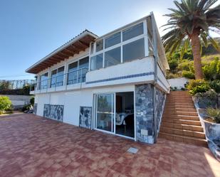 Vista exterior de Casa o xalet en venda en El Sauzal amb Terrassa