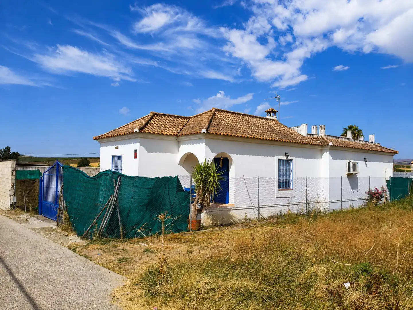 Detached house with pool for sale in Avenida del Convento 8, imagen 5