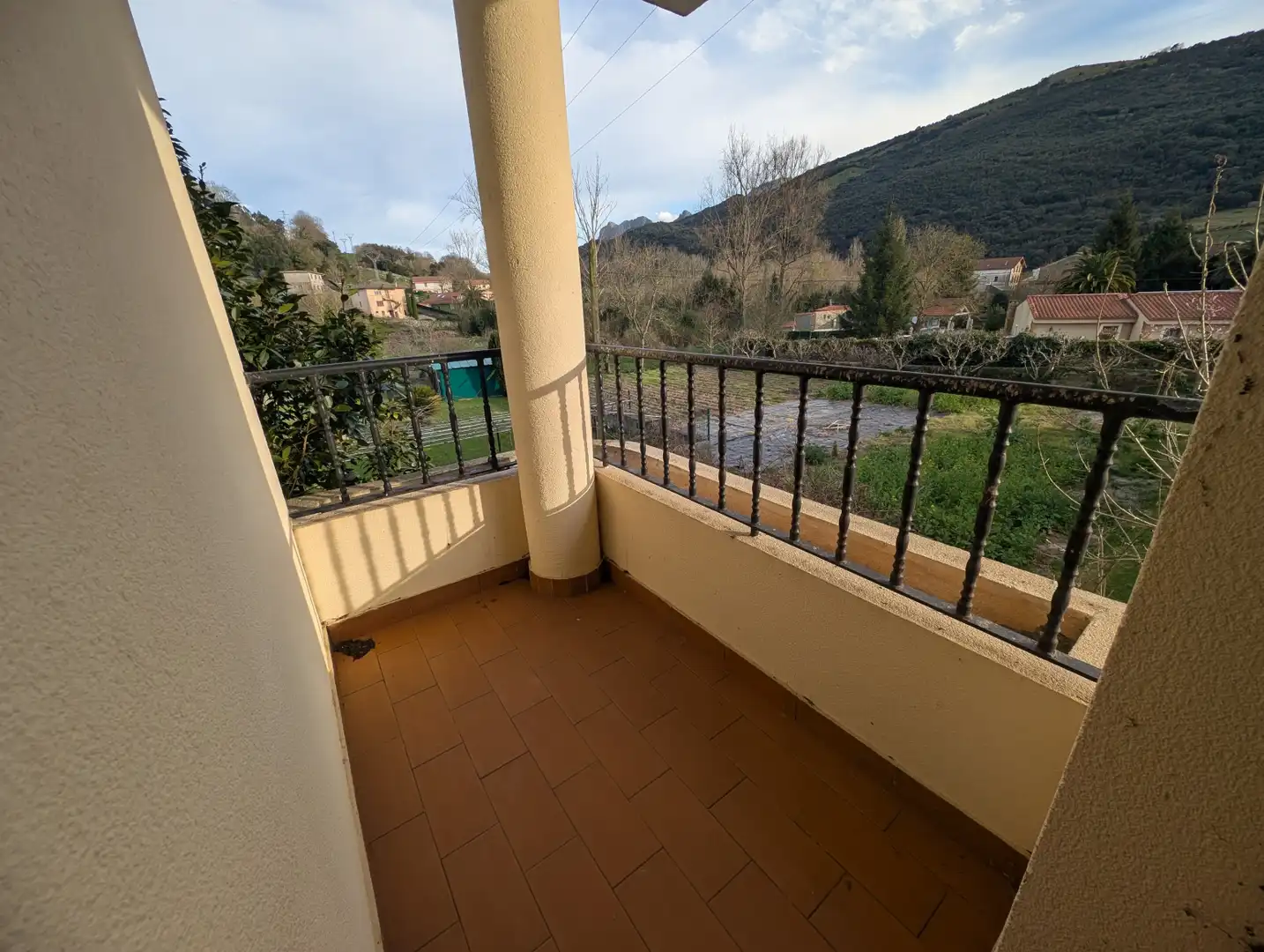 Casa adosada en venta en Valle - CL LA BARCENA, 20, Ruesga