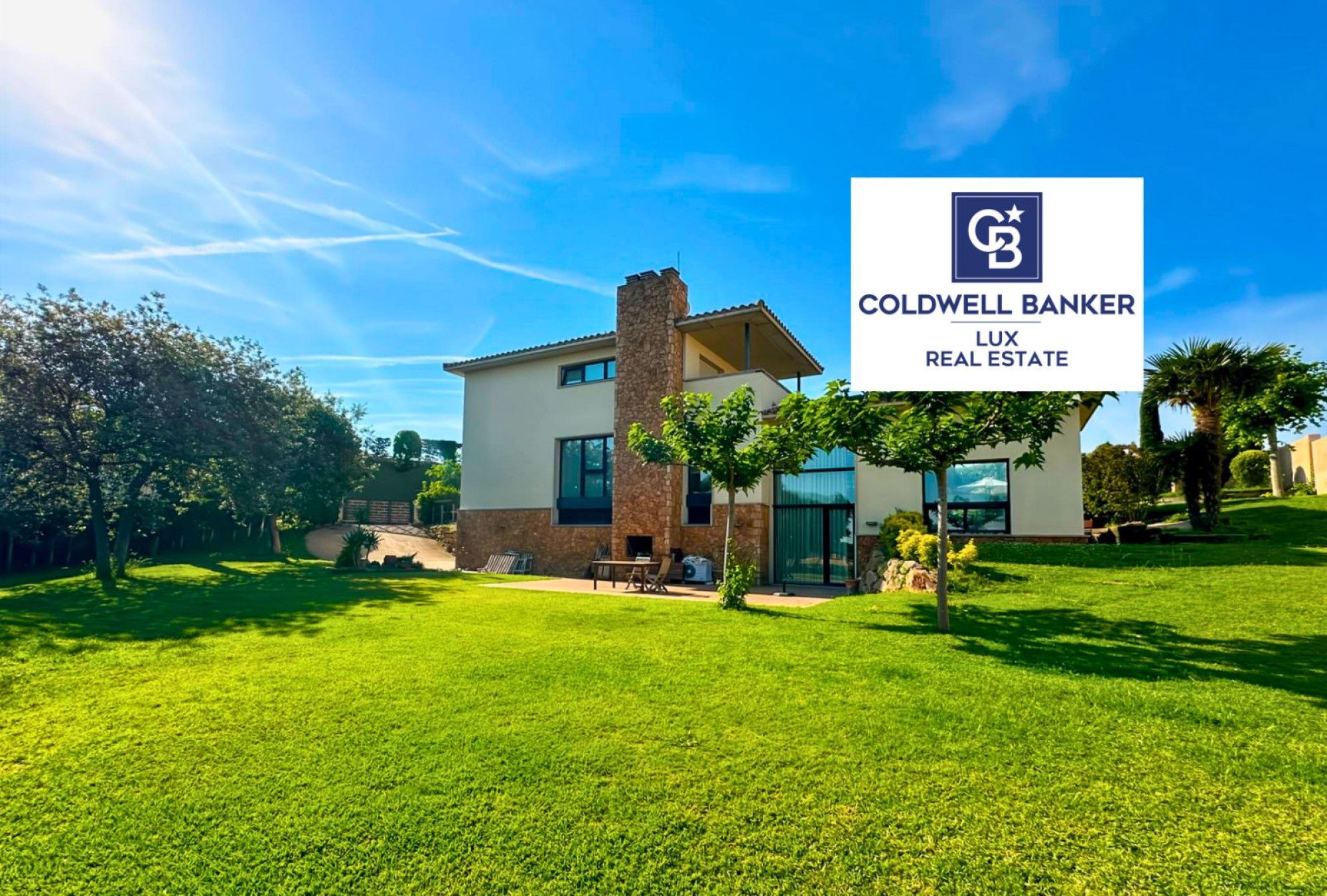 Vista exterior de Casa o xalet en venda en L'Escala amb Calefacció, Terrassa i Traster