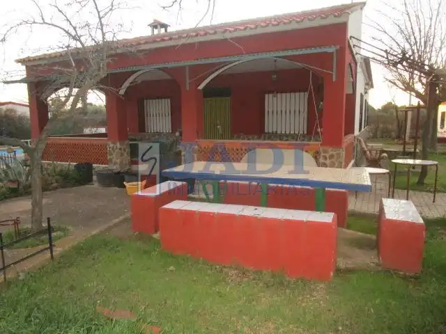 Casa rústica amb piscina en venda a Valdepeñas, imagen 2