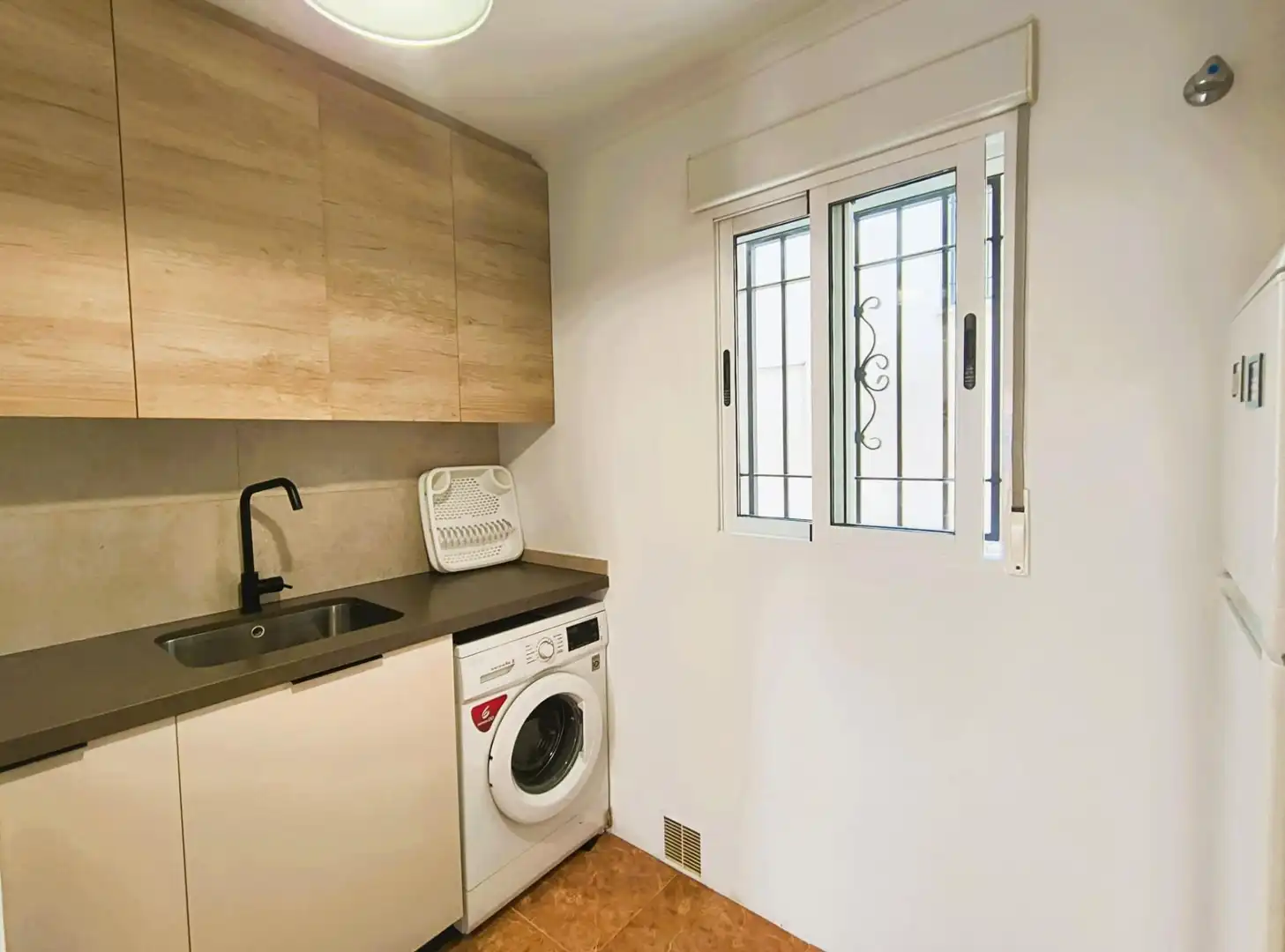Cuina de Casa o xalet en venda en Elche / Elx amb Aire condicionat, Jardí privat i Terrassa