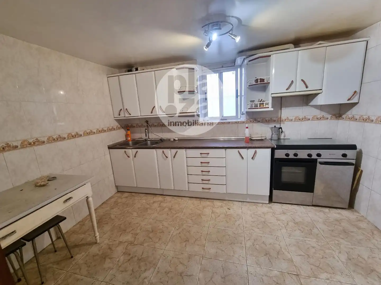 Cuina de Casa o xalet en venda en Presencio amb Calefacció
